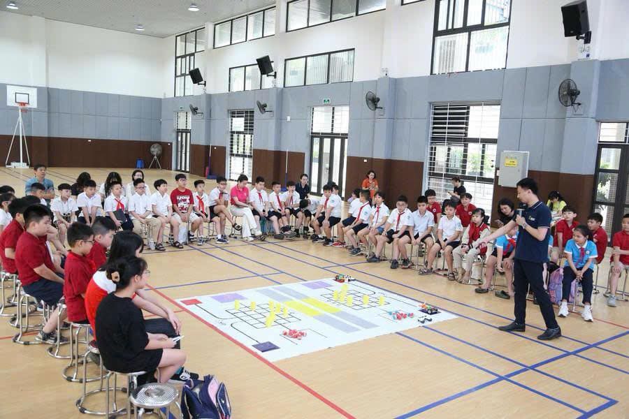 Robocon Ba Đình 2025 – Khi học sinh làm chủ công nghệ cùng robot Rover và ORC K2